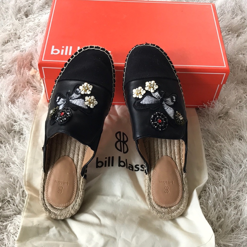 *NEW* Bill Blass Black Mules w/ Flower
